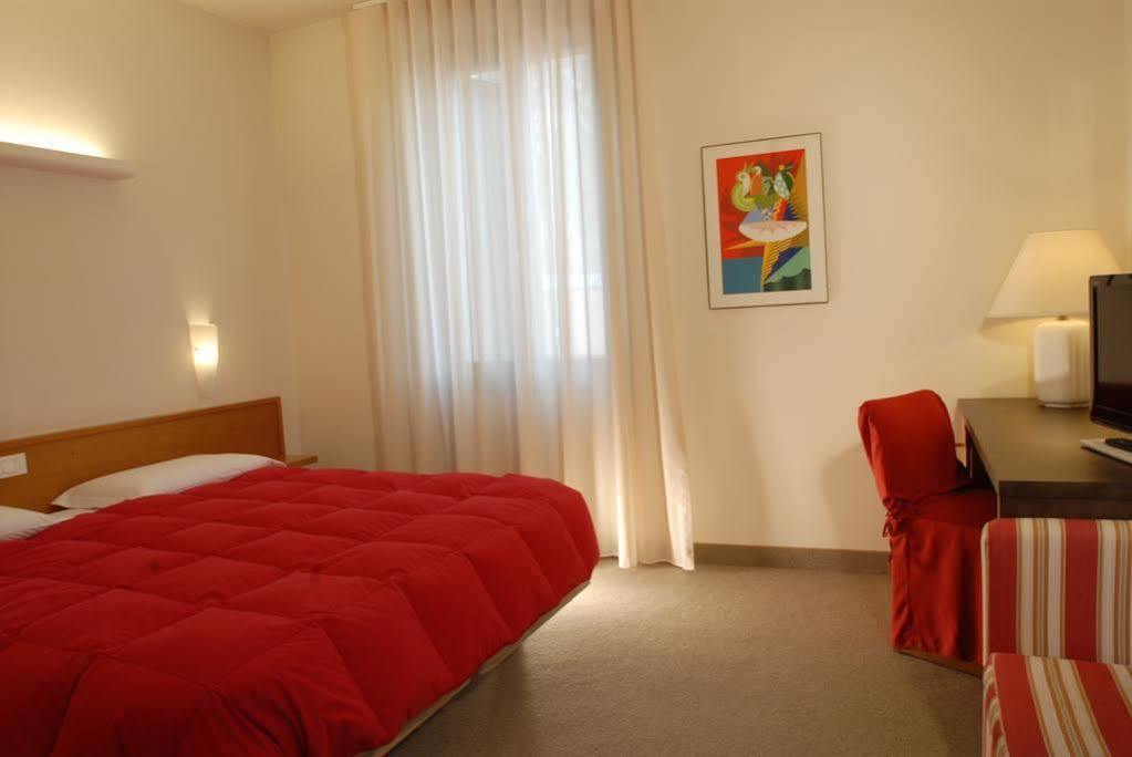 Albergo Al Sole ميزولومباردو المظهر الخارجي الصورة